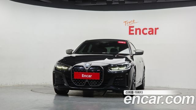 BMW i4 M50 - фото 1