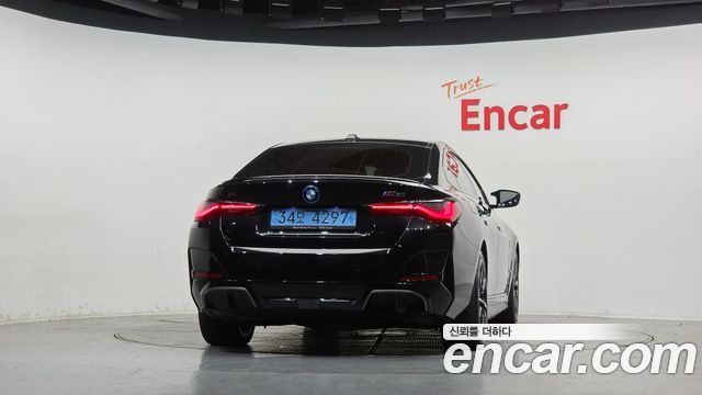 BMW i4 M50 - фото 2