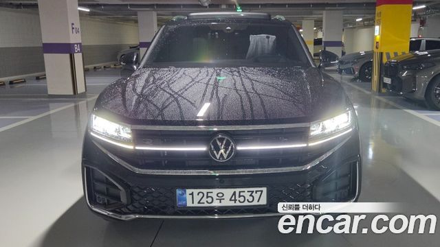 Volkswagen Touareg 3-го поколения 3.0 TDI R-Line - фото 0