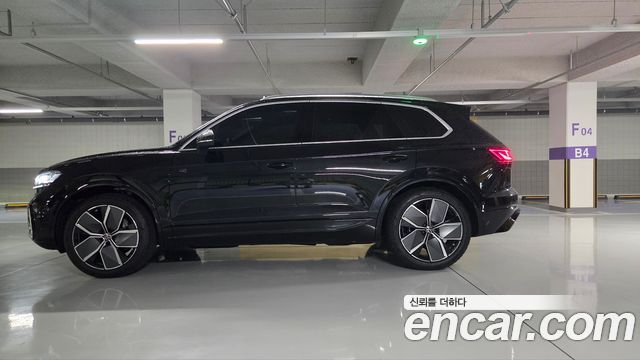 Volkswagen Touareg 3-го поколения 3.0 TDI R-Line - фото 2