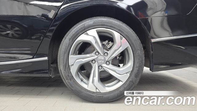 Honda Accord 10-го поколения 1.5 Turbo - фото 4