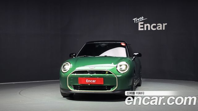 Mini Cooper Electric 4-го поколения SE Favoured - фото 2
