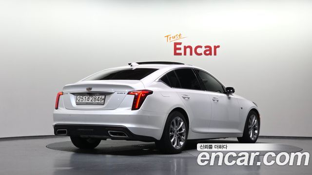 Cadillac CT5 2.0 Premium Luxury - фото 1