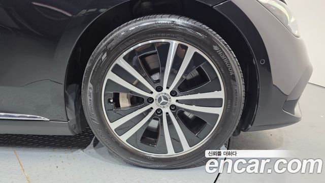 Mercedes-Benz EQE V295 EQE300 - фото 4