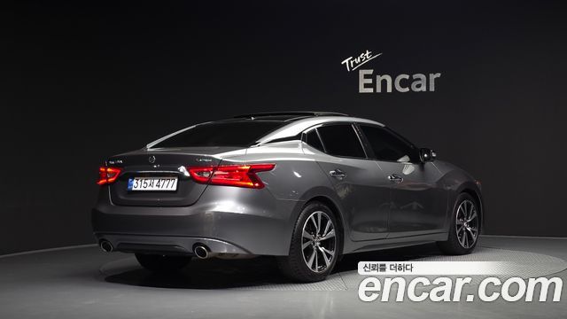 Nissan Maxima A36 3.5 Platinum - фото 1