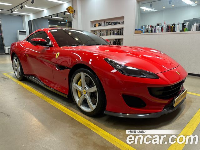 Ferrari Portofino 3.9 V8 - фото 1