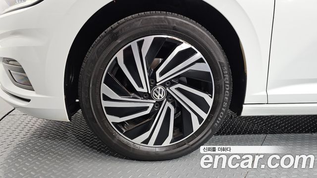 Volkswagen Jetta 7-го поколения 1.4 TSI Prestige - фото 4