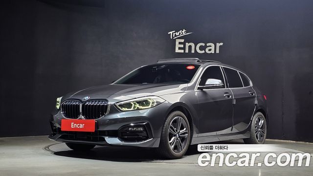 BMW 1 Series F40 118d Sport - фото 0