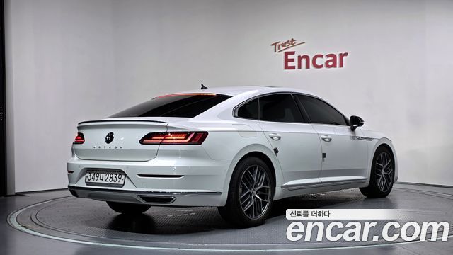 Volkswagen Arteon 2.0 TDI Prestige - фото 1