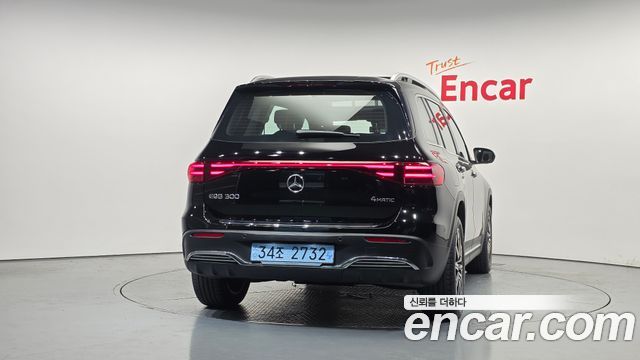 Mercedes-Benz EQB X243 EQB300 4MATIC AMG Line - фото 3