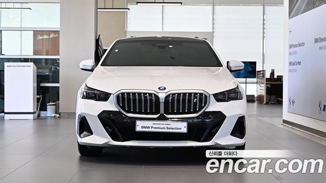 BMW i5 G60 eDrive 40 M Sport - фото 2