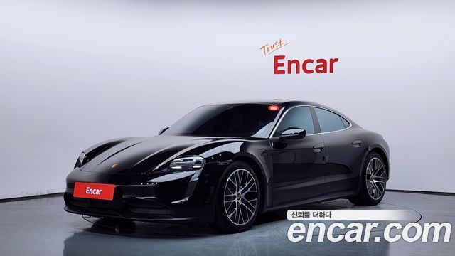 Porsche Taycan Base - фото 0