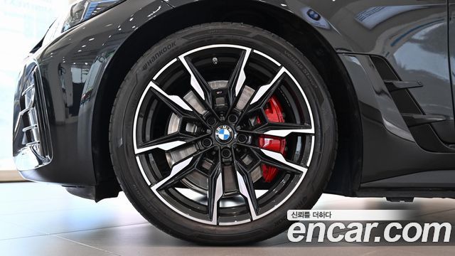 BMW i4 eDrive40 M Sports Pro - фото 4