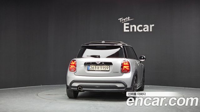 Mini Cooper Classic Plus 3rd - фото 3