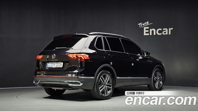 Volkswagen Tiguan 2-го поколения 2.0 TDI Prestige - фото 1