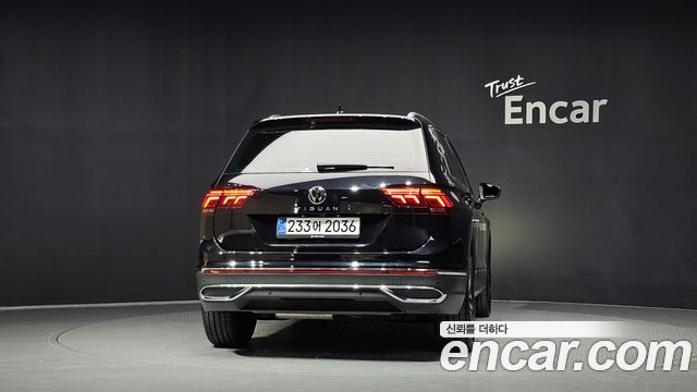 Volkswagen Tiguan 2-го поколения 2.0 TDI Prestige - фото 3