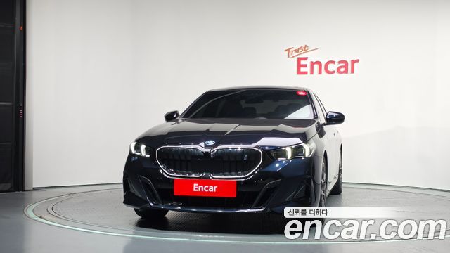 BMW i5 G60 eDrive 40 M Sport - фото 2