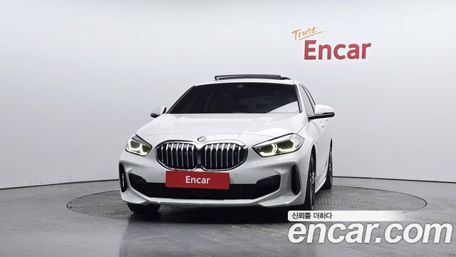 BMW 1 Series F40 120i M Sports - фото 2