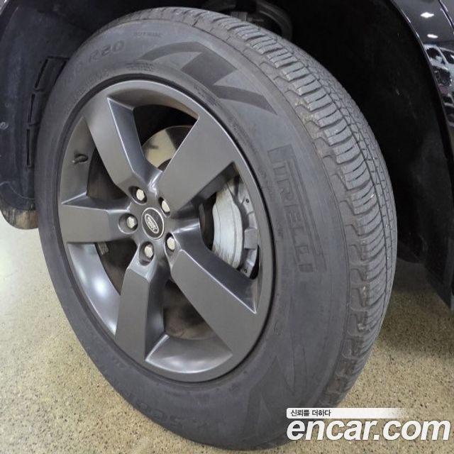 Land Rover Defender L663 130 D300 X-Dynamic HSE - фото 4