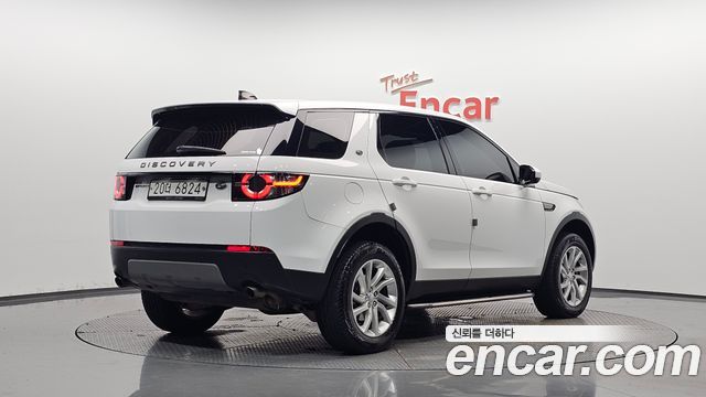 Land Rover Discovery Sport 2.0 TD4 SE (150PS) - фото 1