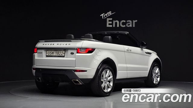 Land Rover Range Rover Evoque 2.0 TD4 SE Dynamic Convertible - фото 0