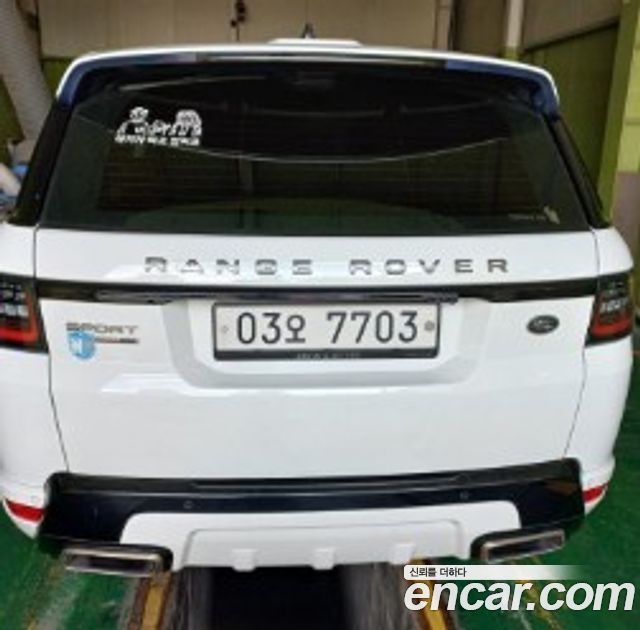 Land Rover Range Rover Sport 2-го поколения 3.0 SC HSE Dynamic - фото 1