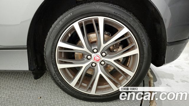 Jaguar I-PACE EV400 First Edition - фото 4