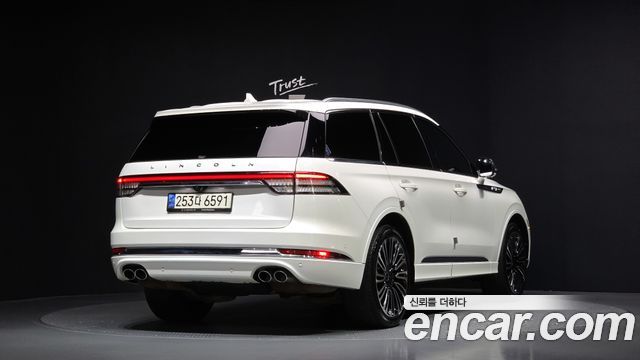 Lincoln Aviator 2-го поколения 3.0 Black Label AWD - фото 1