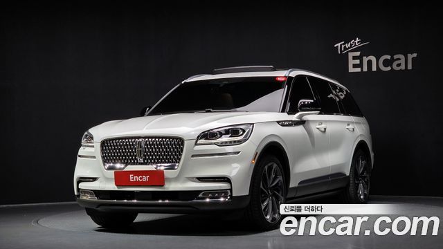 Lincoln Aviator 2-го поколения 3.0 Reserve AWD - фото 0