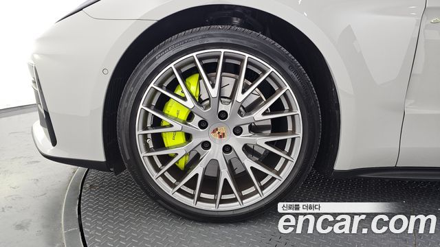 Porsche Panamera 2.9 AWD E-Hybrid - фото 4
