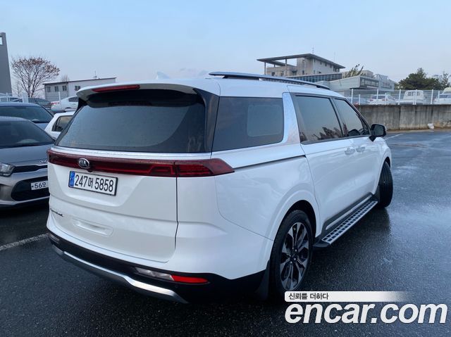 Kia Carnival 4-го поколения 9-Seater Signature - фото 3