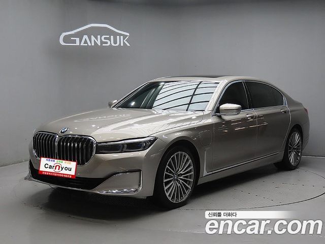 BMW 7-Series G11 745Le iPerformance Design Pure Excellence - фото 0