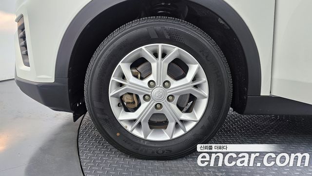 SsangYong Tivoli 1.5 A1 2WD - фото 4