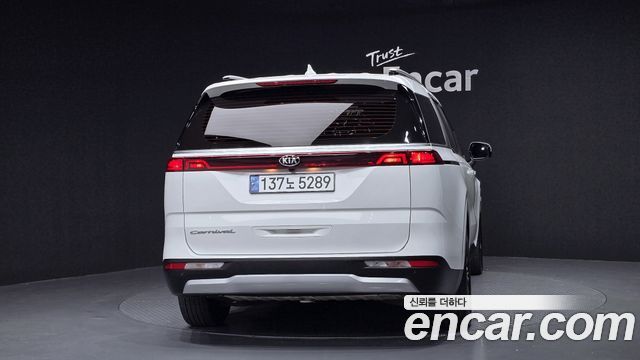 Kia Carnival 4-го поколения 9-Seater Prestige - фото 3