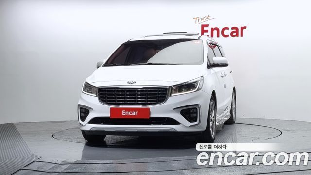 Kia Carnival Новый 7-Seater Limousine VIP - фото 2