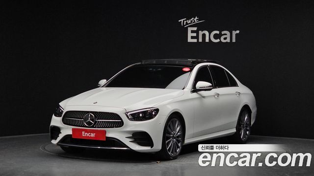 Mercedes-Benz E-Class W213 E350 4MATIC AMG Line - фото 0