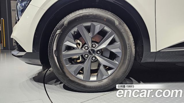 Kia Sportage 5-го поколения Gasoline 1.6 Turbo 2WD Signature - фото 4