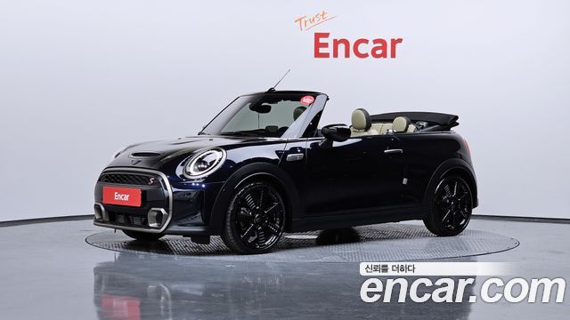 Mini Cooper Convertible Resolute Edition 3rd Gen - фото 0