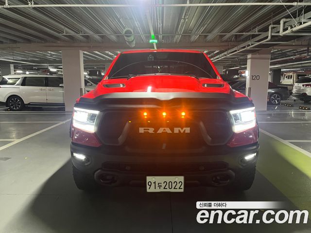 Dodge Ram Pick Up 5.7 - фото 0