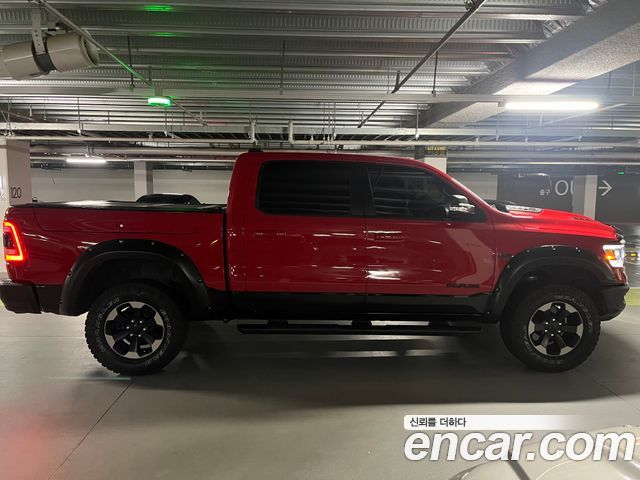 Dodge Ram Pick Up 5.7 - фото 3