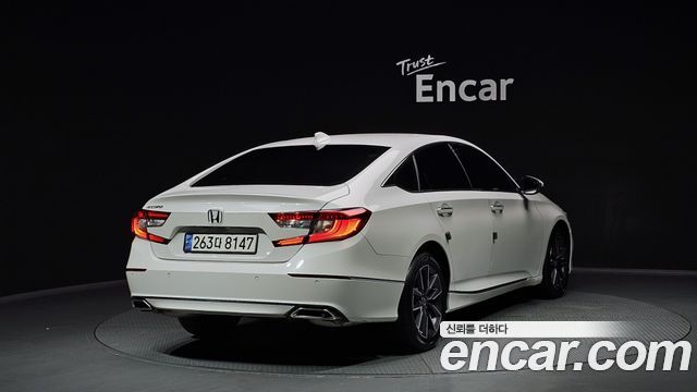 Honda Accord 10-го поколения 1.5 Turbo - фото 1