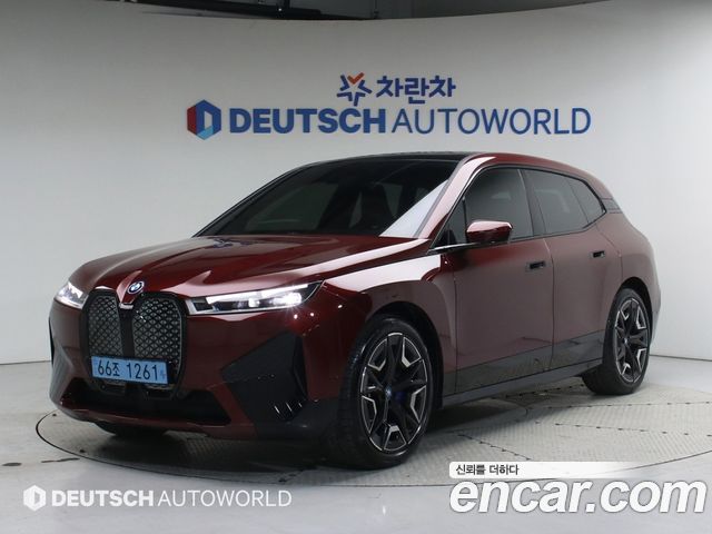 BMW iX xDrive50 Sports Plus - фото 0