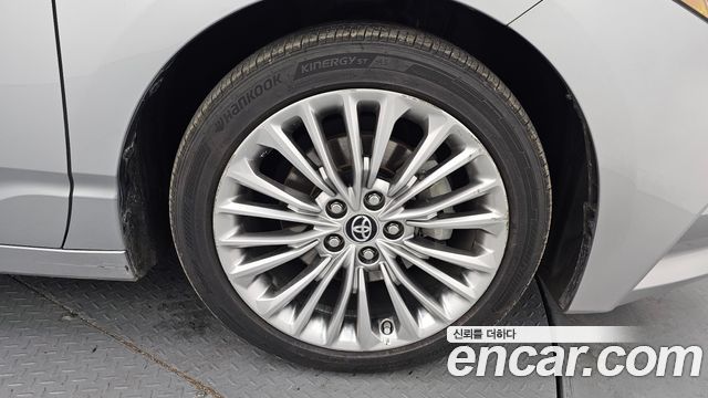 Toyota Avalon 5-го поколения 2.5 Hybrid - фото 4
