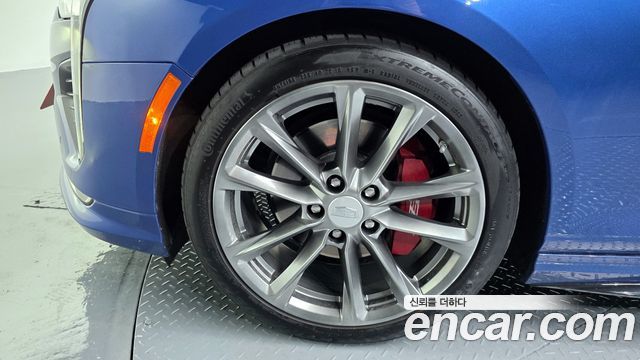 Cadillac CT4 2.0 Sport - фото 4