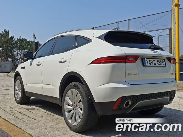 Jaguar E-PACE P250 SE - фото 1