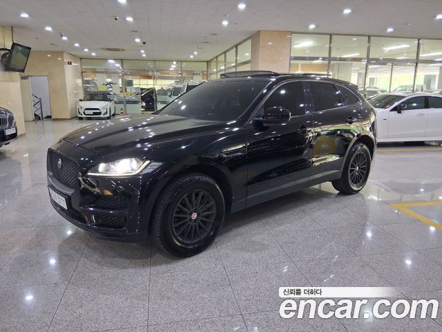 Jaguar F-PACE 20d Prestige - фото 0