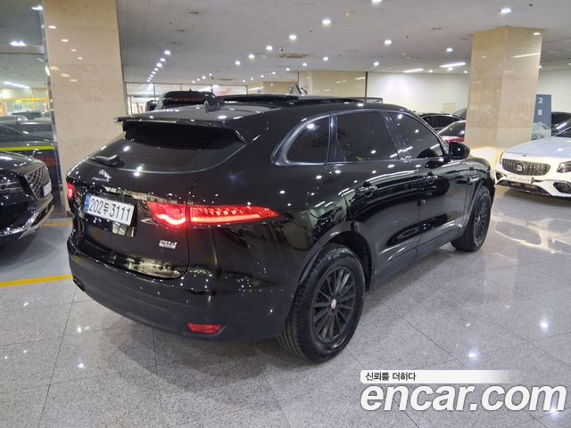 Jaguar F-PACE 20d Prestige - фото 3