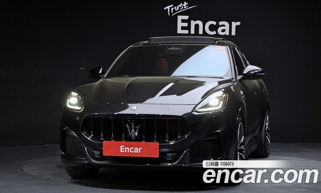 Maserati Grecale 3.0 AWD Trofeo - фото 2