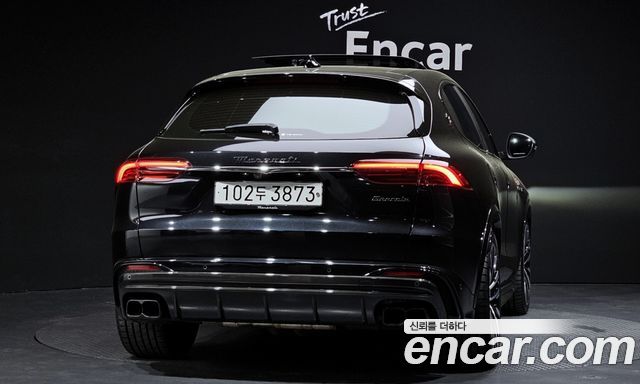 Maserati Grecale 3.0 AWD Trofeo - фото 3