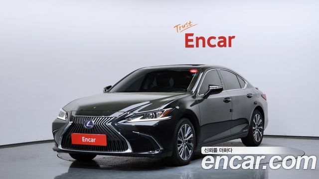 Lexus ES 7-го поколения Luxury - фото 0